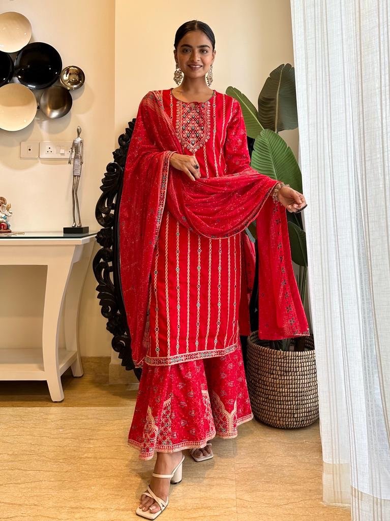 Red Mesmerising Gharara Set