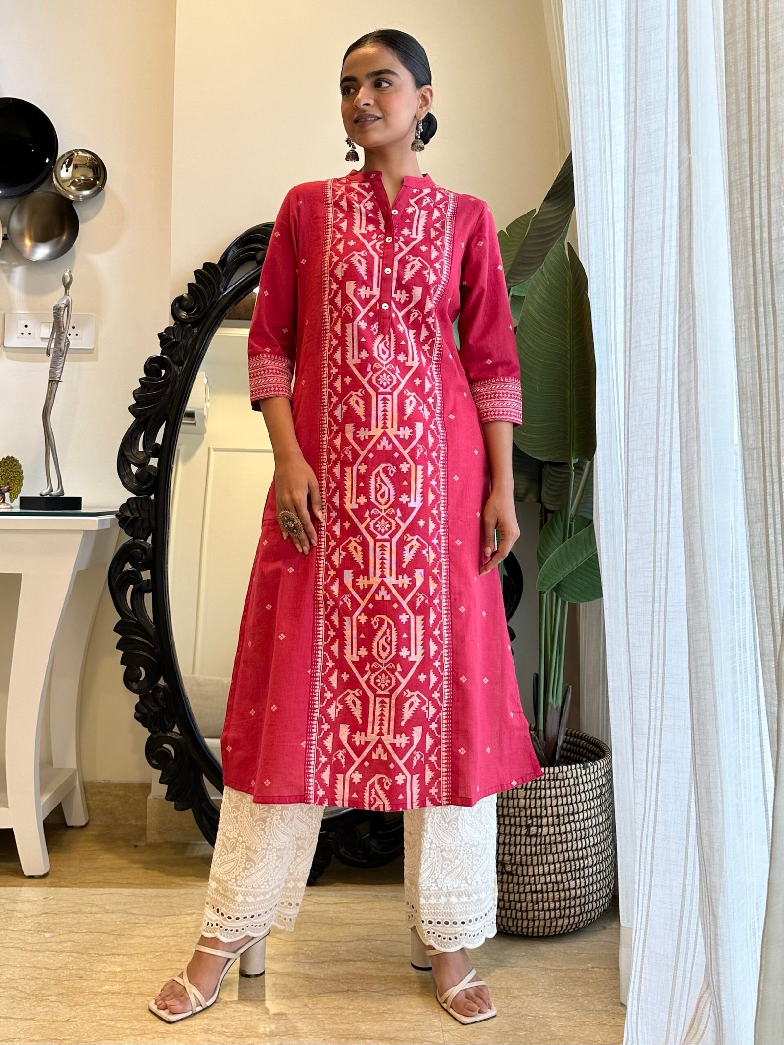 Geru Elegant Kurta - Image 3