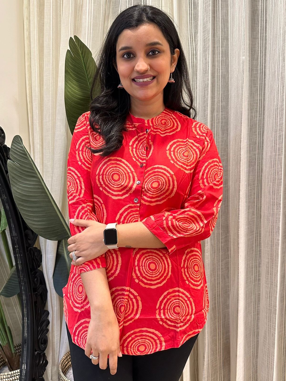 Weekend Rayon Short Kurta- Bright Red Circles