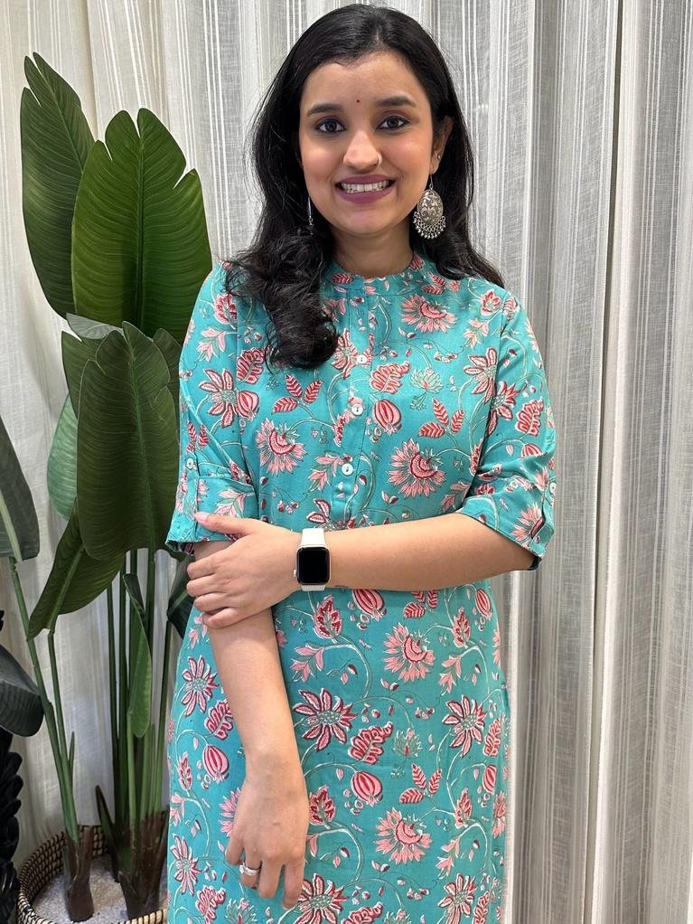 Weekend Rayon Kurta- Cyan Big Floral - Image 2