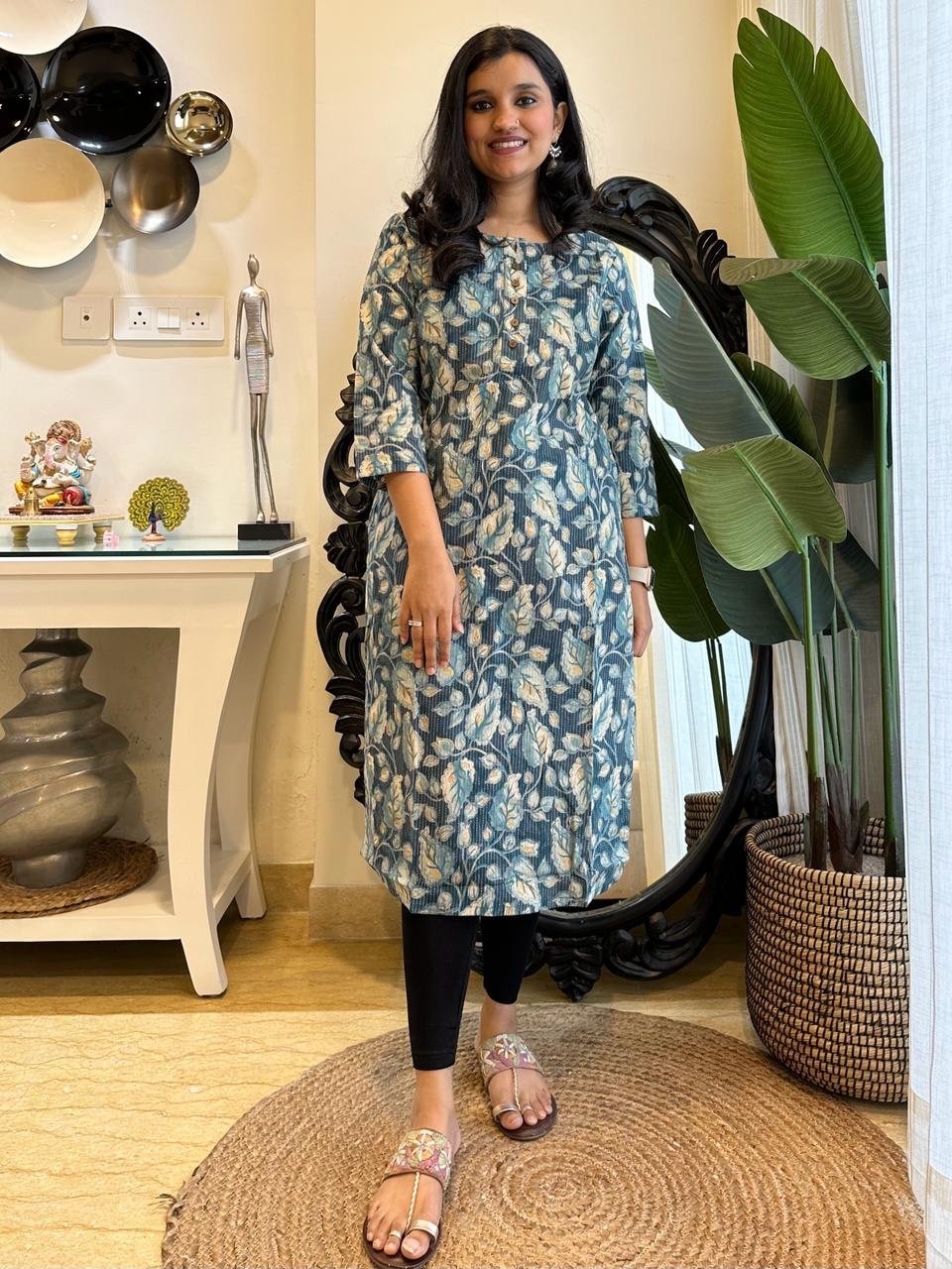 Weekend Round Neck Kurta- Teal Floral Jaal - Image 3