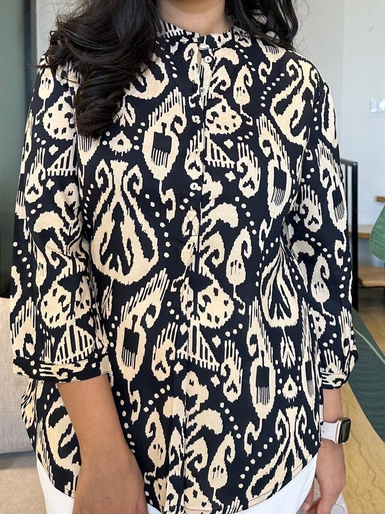 Rayon Short Kurta- Cream Geometric - Image 2