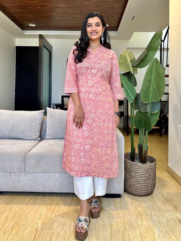 V- Neck Twist Kurta- Pink Floral Jaal