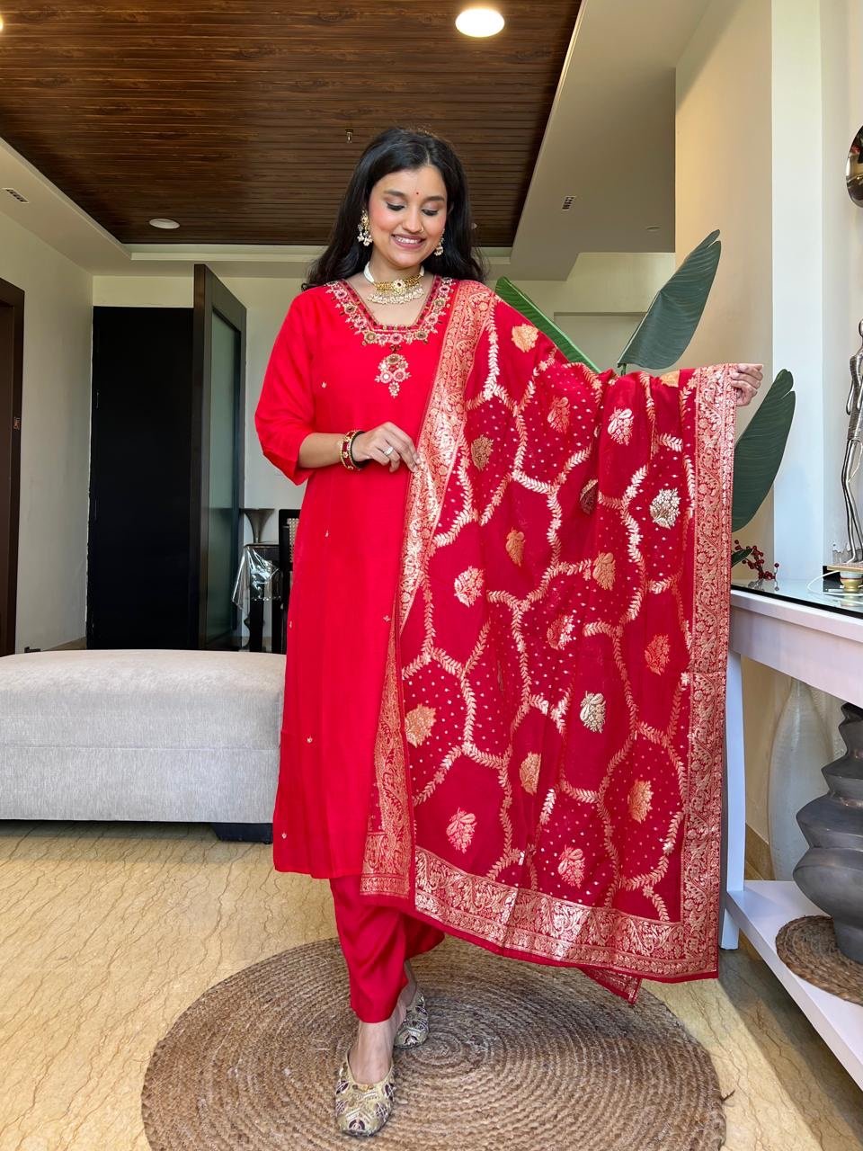 Leela Chanderi Silk Set - Image 5
