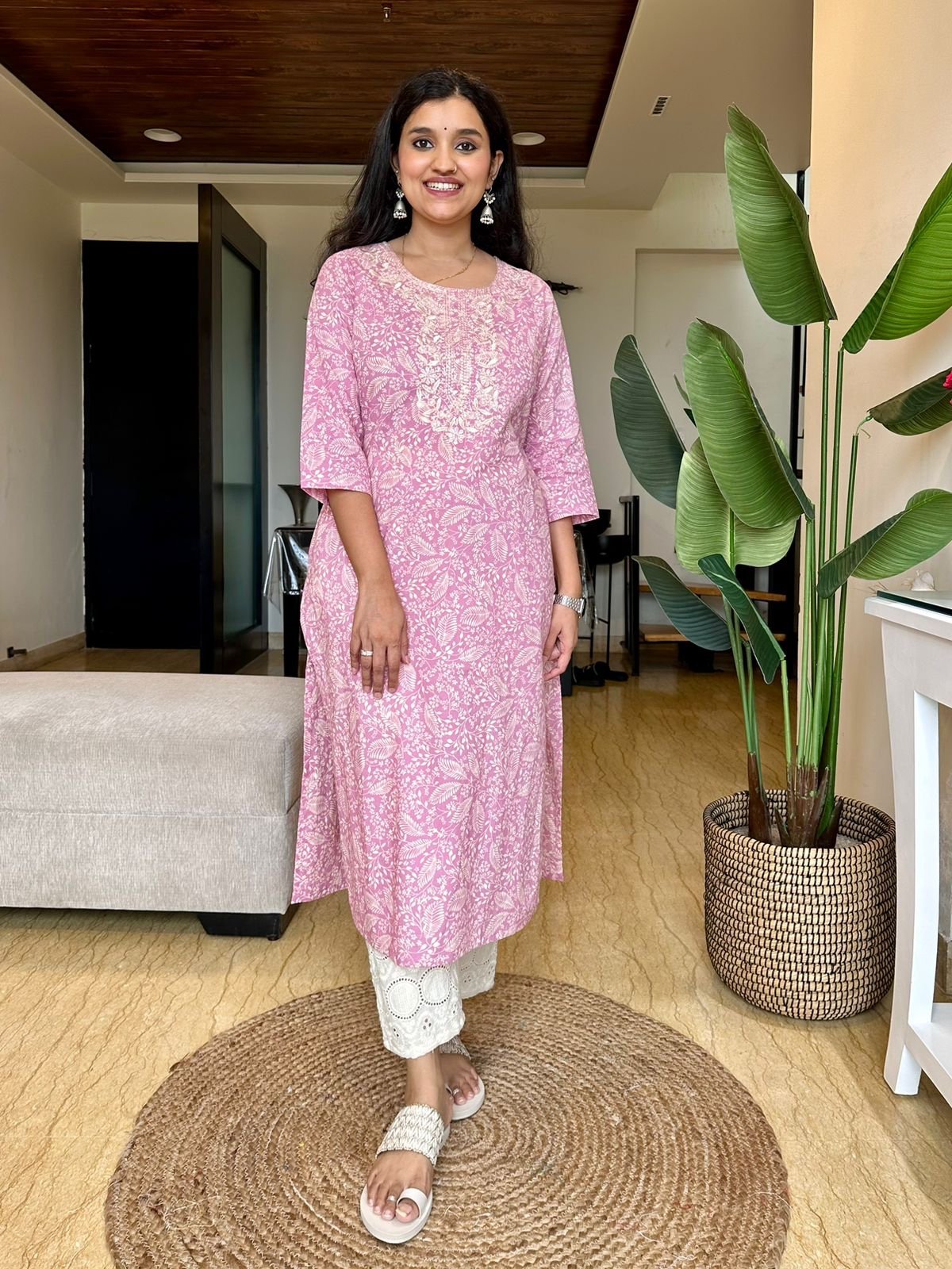 Sara Embroidered Cotton Kurta