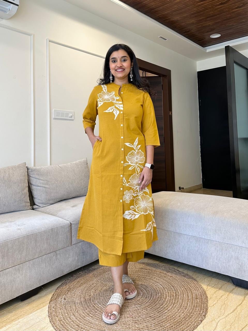 Phool Cropped Pant Set- Mustard - Image 2