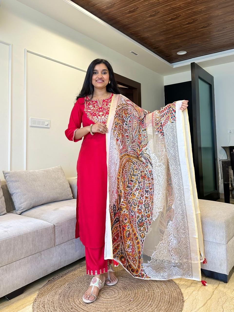 Gisha Multi Embroidered Silk Set - Image 3