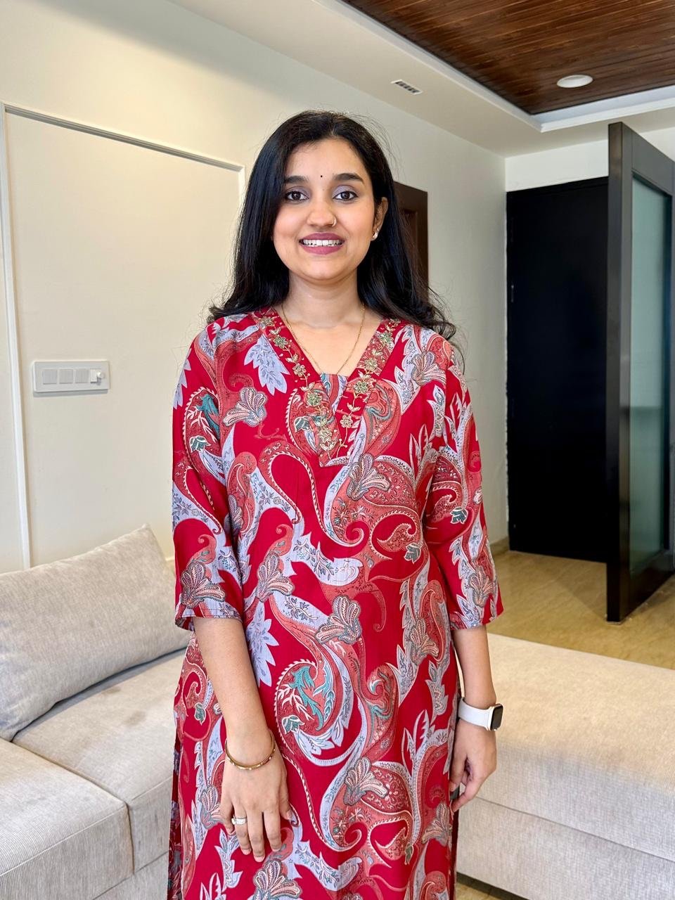 Vara Printed Muslin Silk Kurta- Red - Image 3