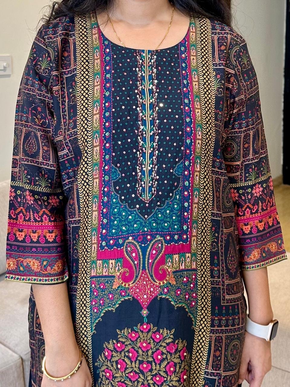 Seerat Crepe Printed Set-Black - Image 5