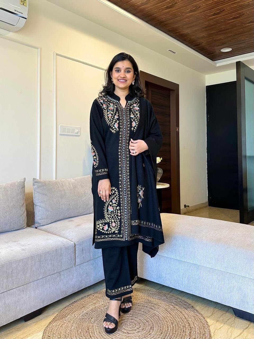 Saaya Woollen Luxe Embroidered Set- Black