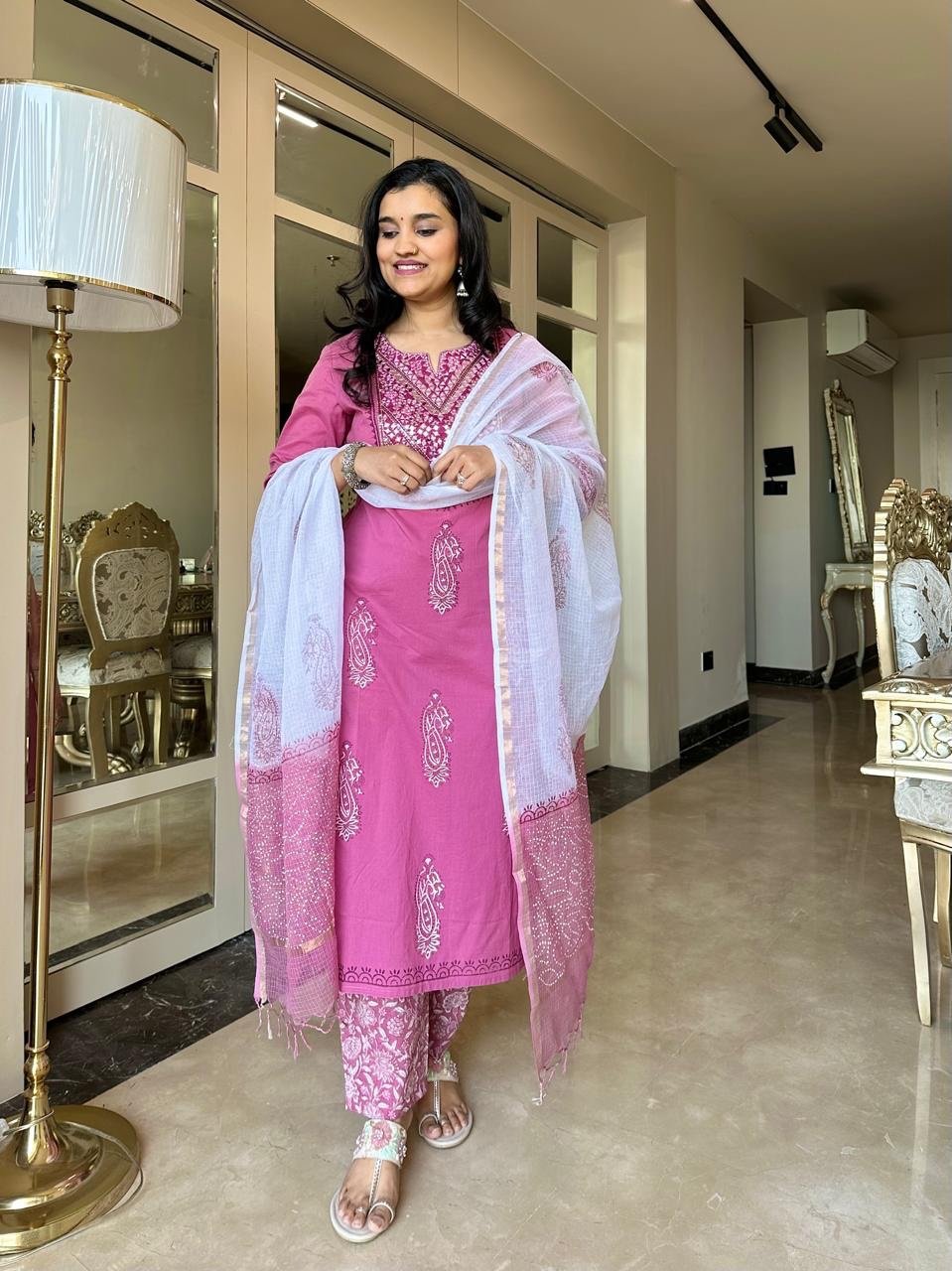 Sitara Handwork Boota Cotton Suit- Pink - Image 5
