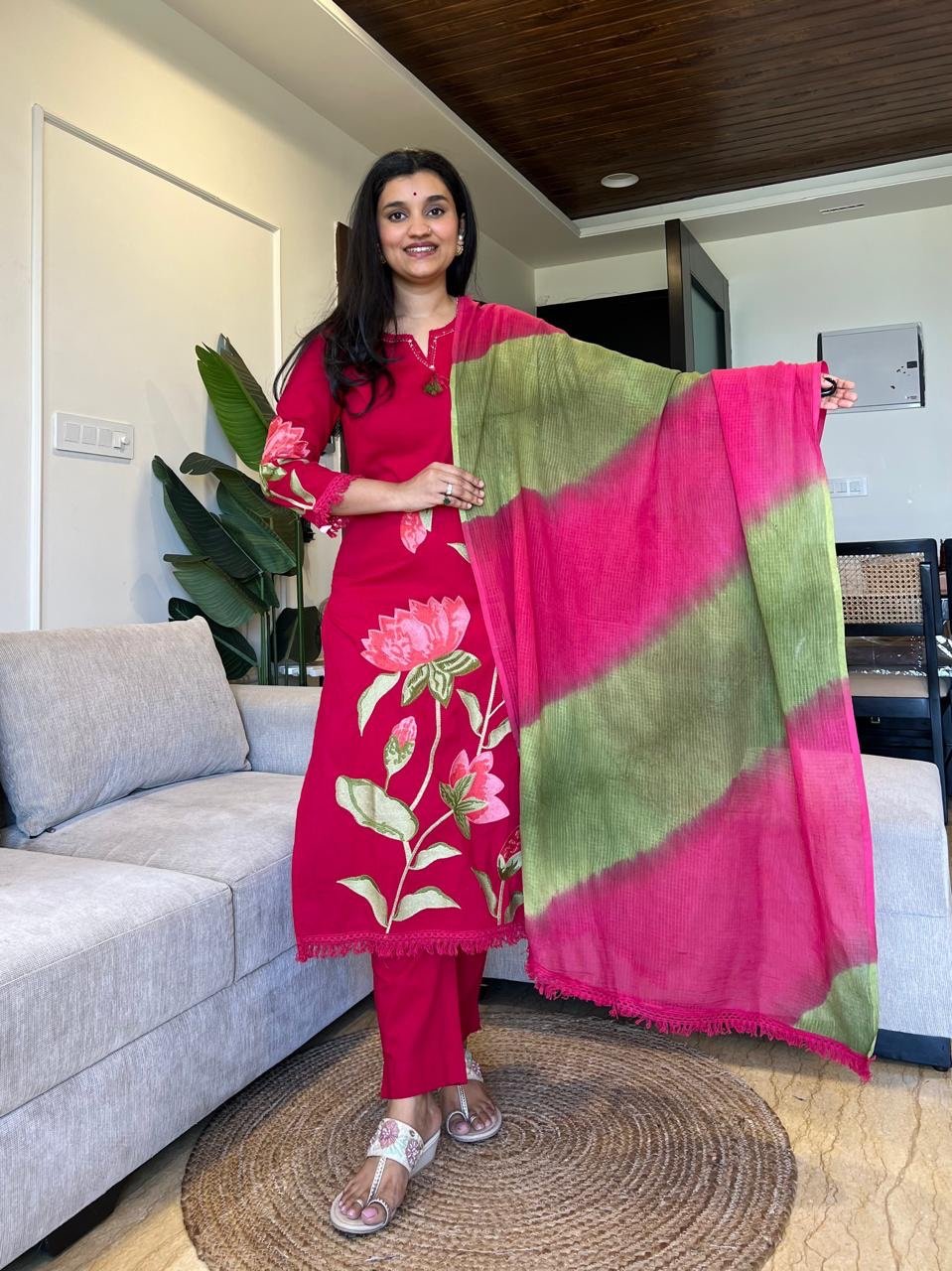 Kiro Floral Embroidered Cotton Set- Pink - Image 4