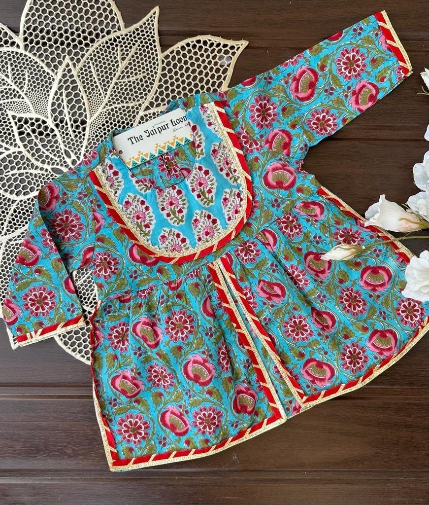 Mughal Bel Front Slit Sharara Set - Image 4