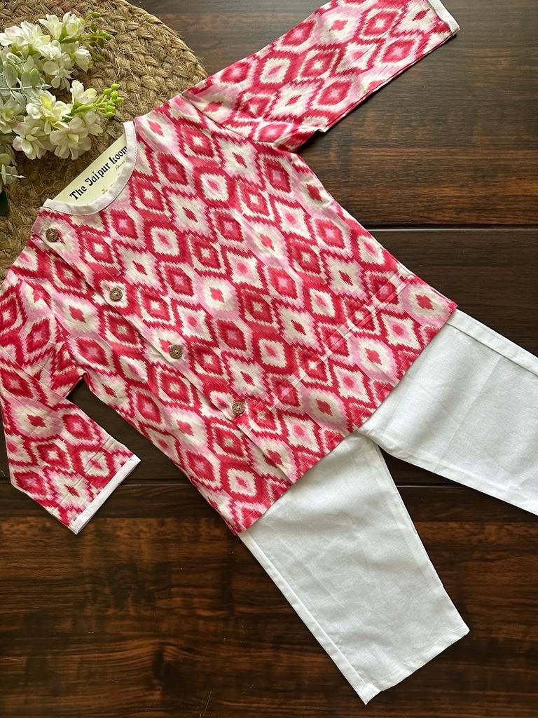 Geru Ikkat Off Centre Kurta Set