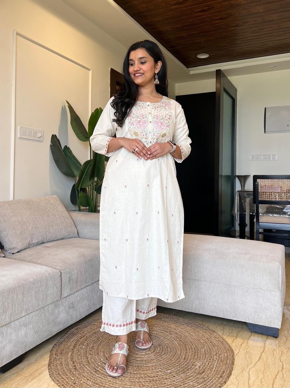 Vihaana Delicate Embroidery Pant Set- White - Image 4