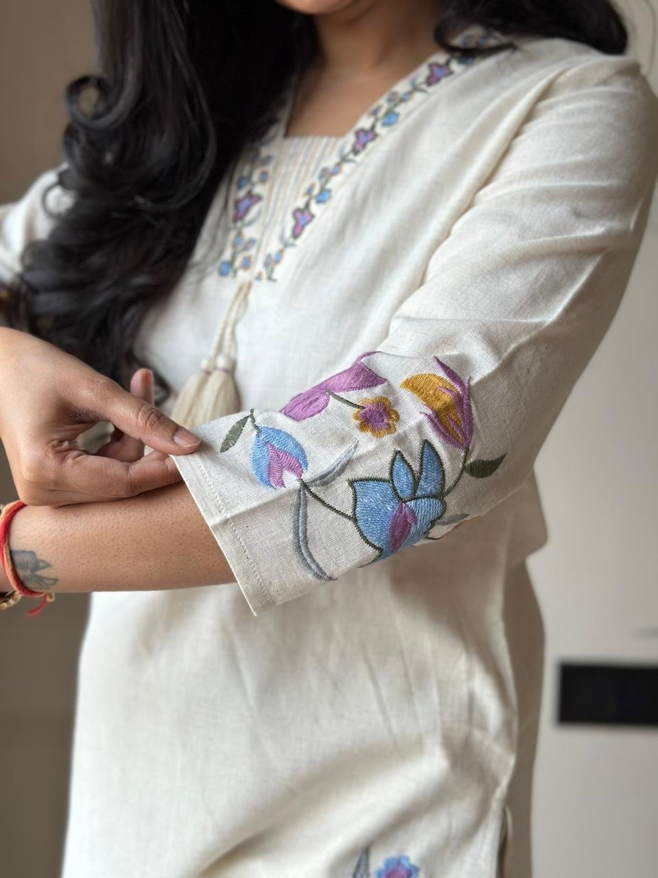 Priya Embroidered Off White Set - Image 6