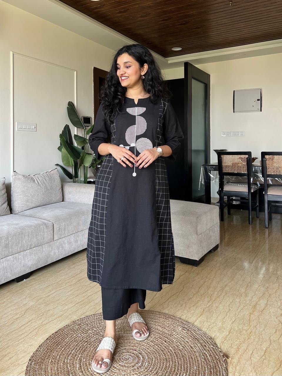 Varya Black Cropped Cotton Set - Image 3