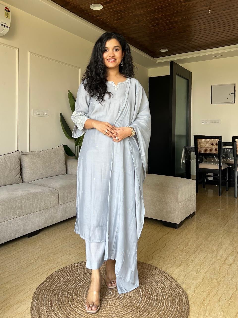 Shavya Mul Chanderi Embroidered Set- Soft Grey