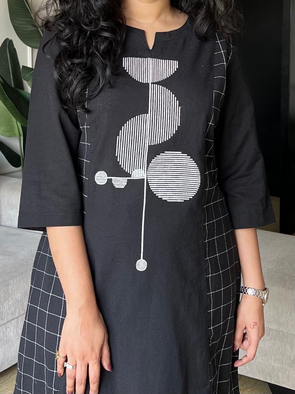 Varya Black Cropped Cotton Set - Image 5