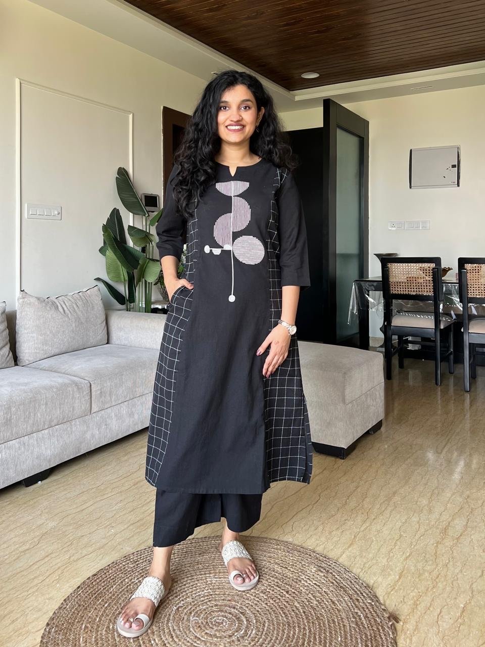 Varya Black Cropped Cotton Set - Image 4