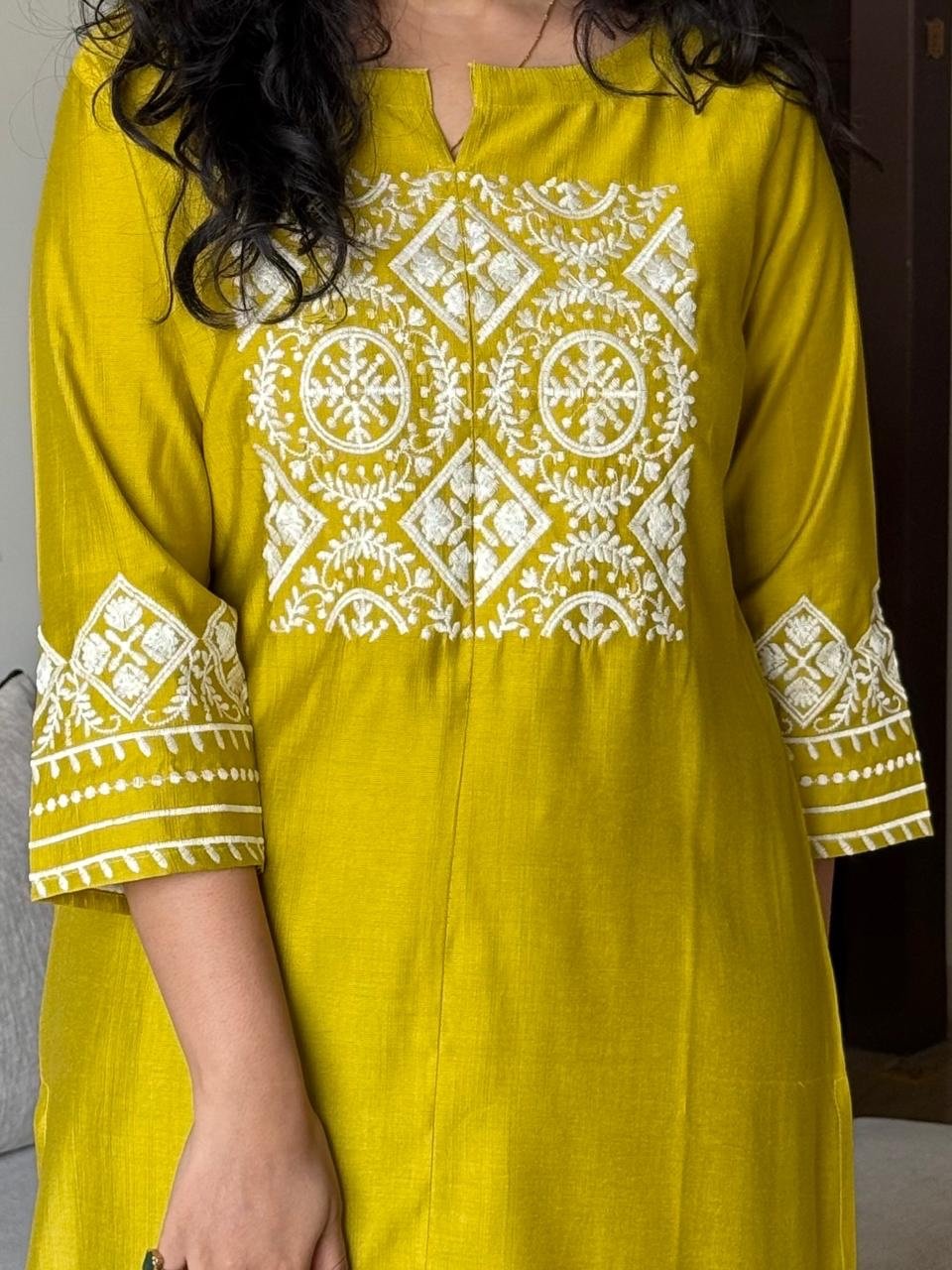 Neer Embroidered Straight Set- Yellow - Image 5
