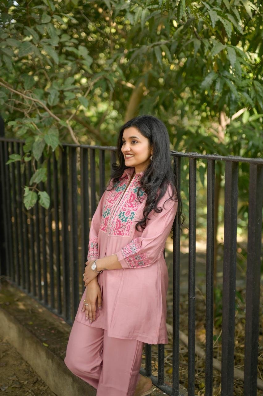 Divi Embroidered Coord Set- Light Pink - Image 3