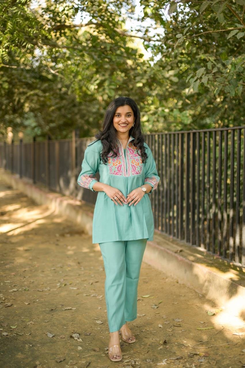 Divi Embroidered Coord Set- Green - Image 3