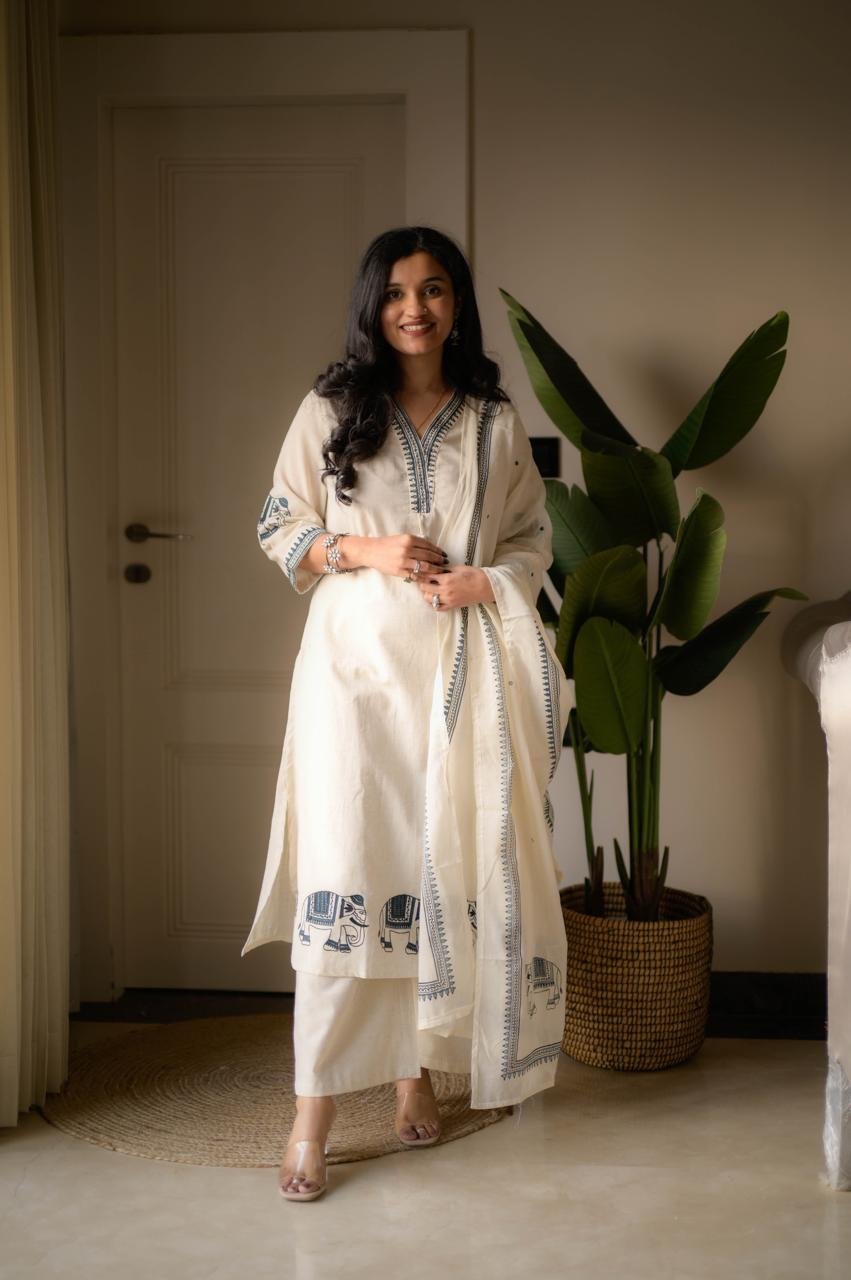 Shiya Embroidered Cotton Set- Off White Blue