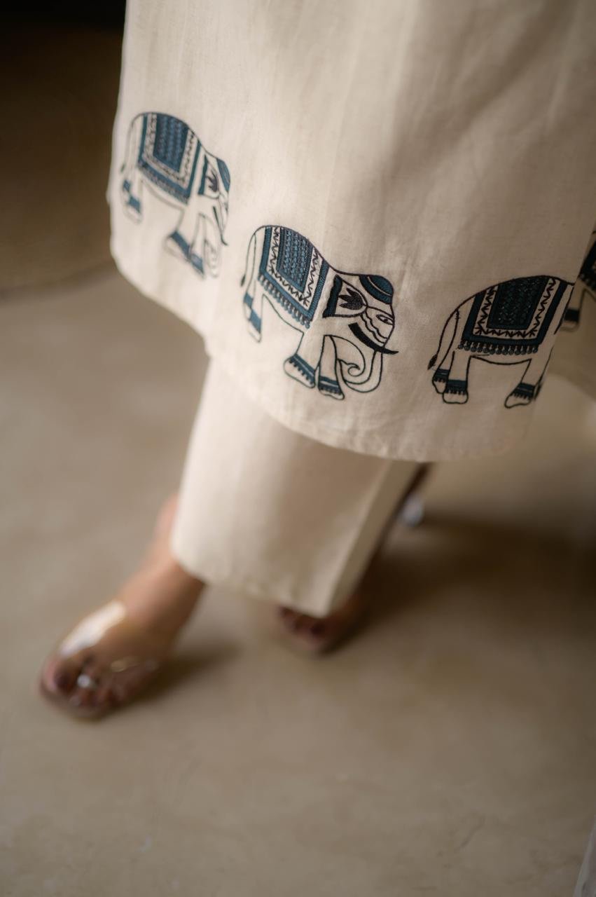 Shiya Embroidered Cotton Set- Off White Blue - Image 8