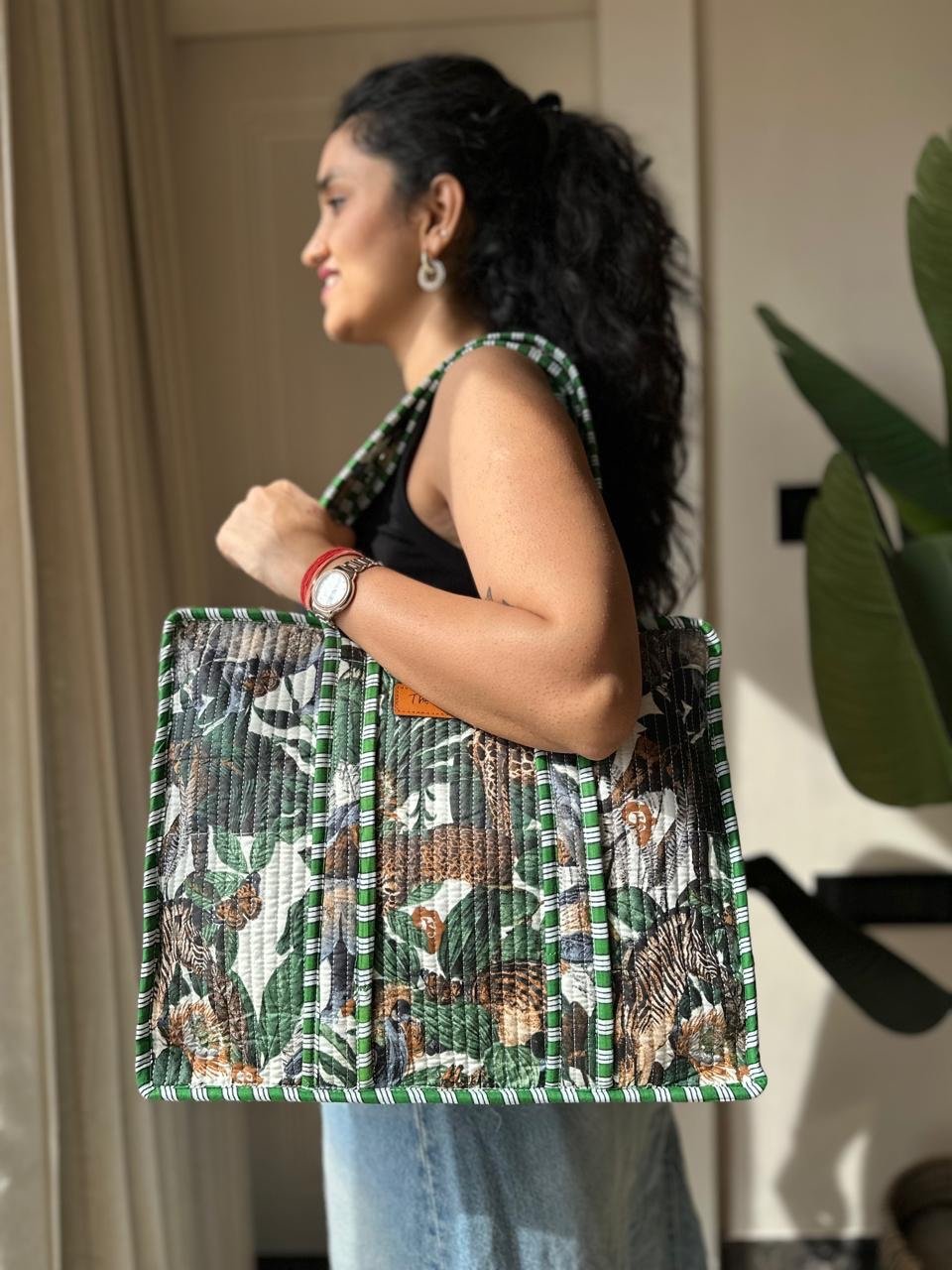 Quilted Tote Bag- Green Story - Image 6