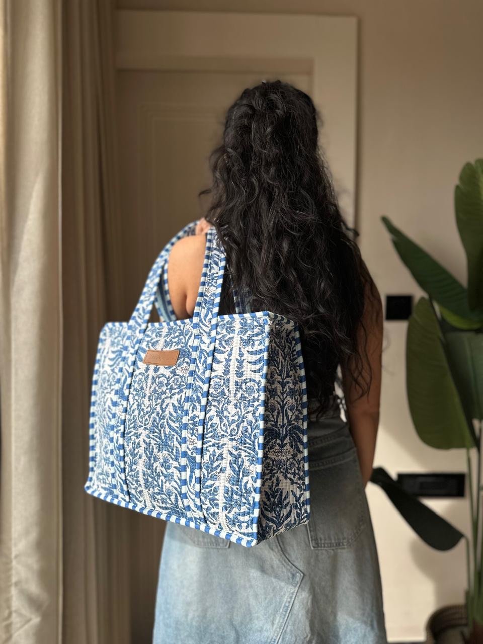 Quilted Tote Bag- Indigo Jaal - Image 9
