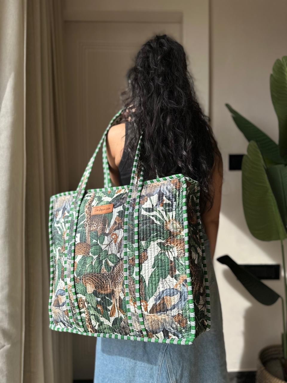Quilted Tote Bag- Green Story - Image 4