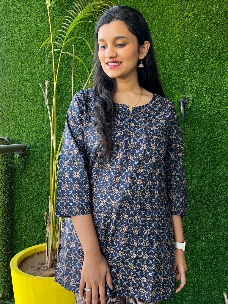 Cotton Lounge Set- Blue Brown Jaal - Image 2