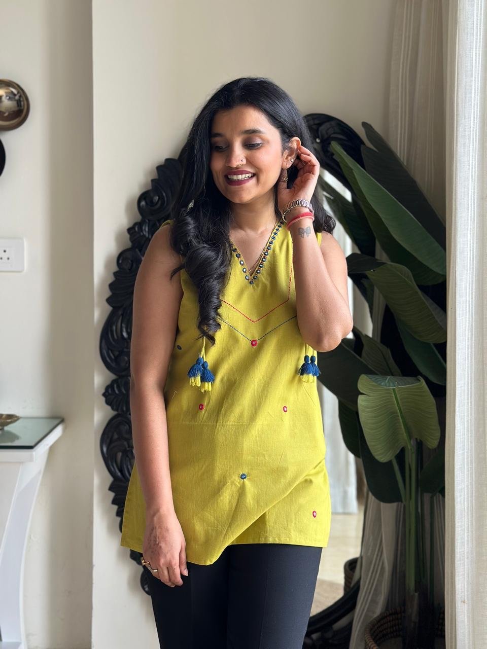 Pihu Minimal Sleeveless Top- Yellow - Image 2