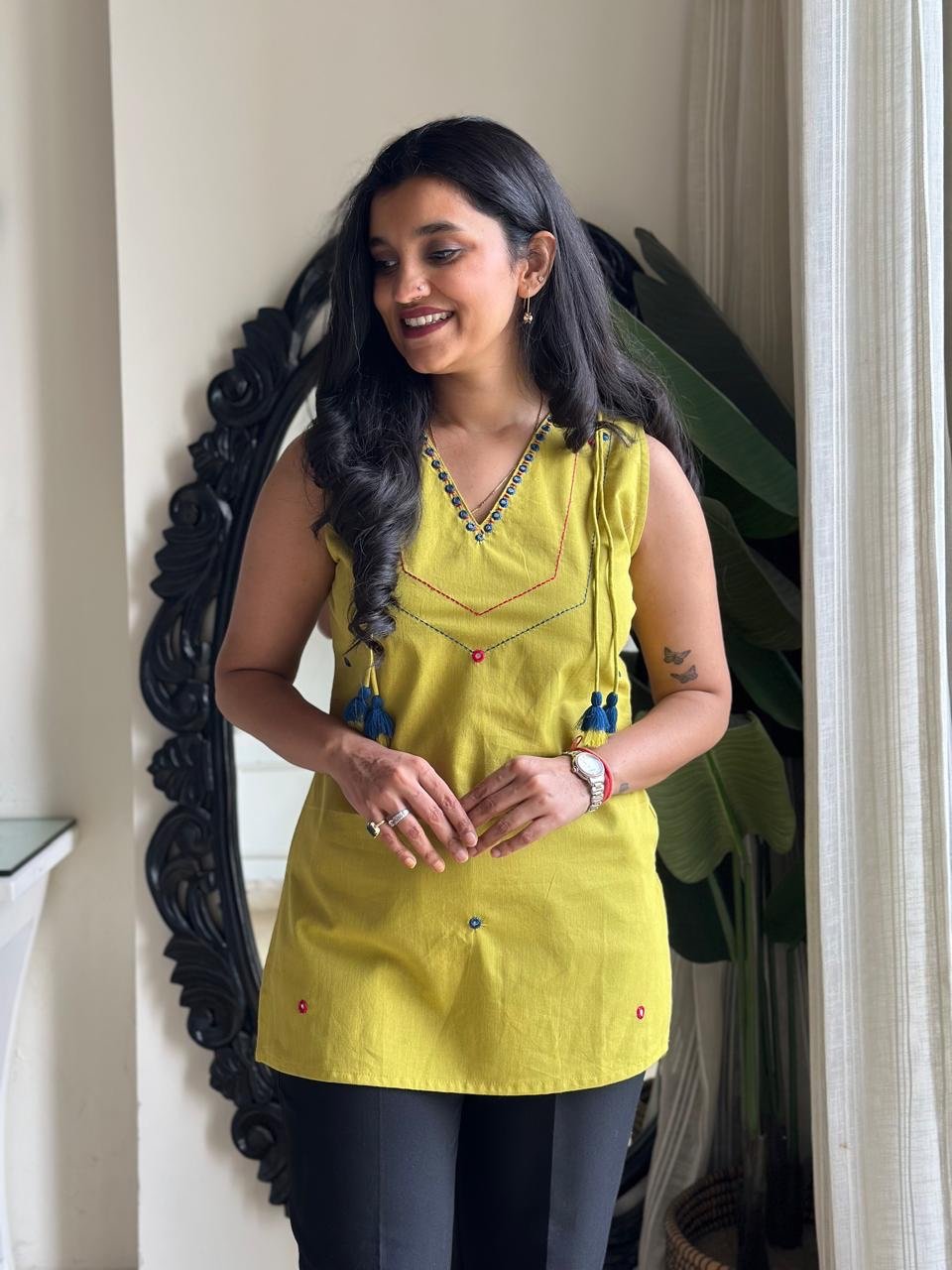 Pihu Minimal Sleeveless Top- Yellow - Image 4