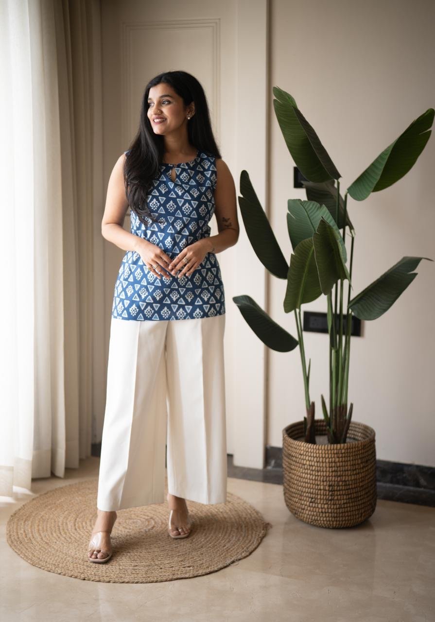 Lily Sleeveless Cotton Top- Indigo - Image 2