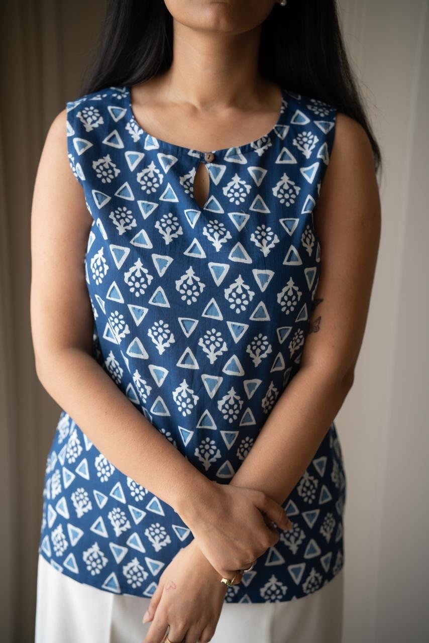 Lily Sleeveless Cotton Top- Indigo - Image 5