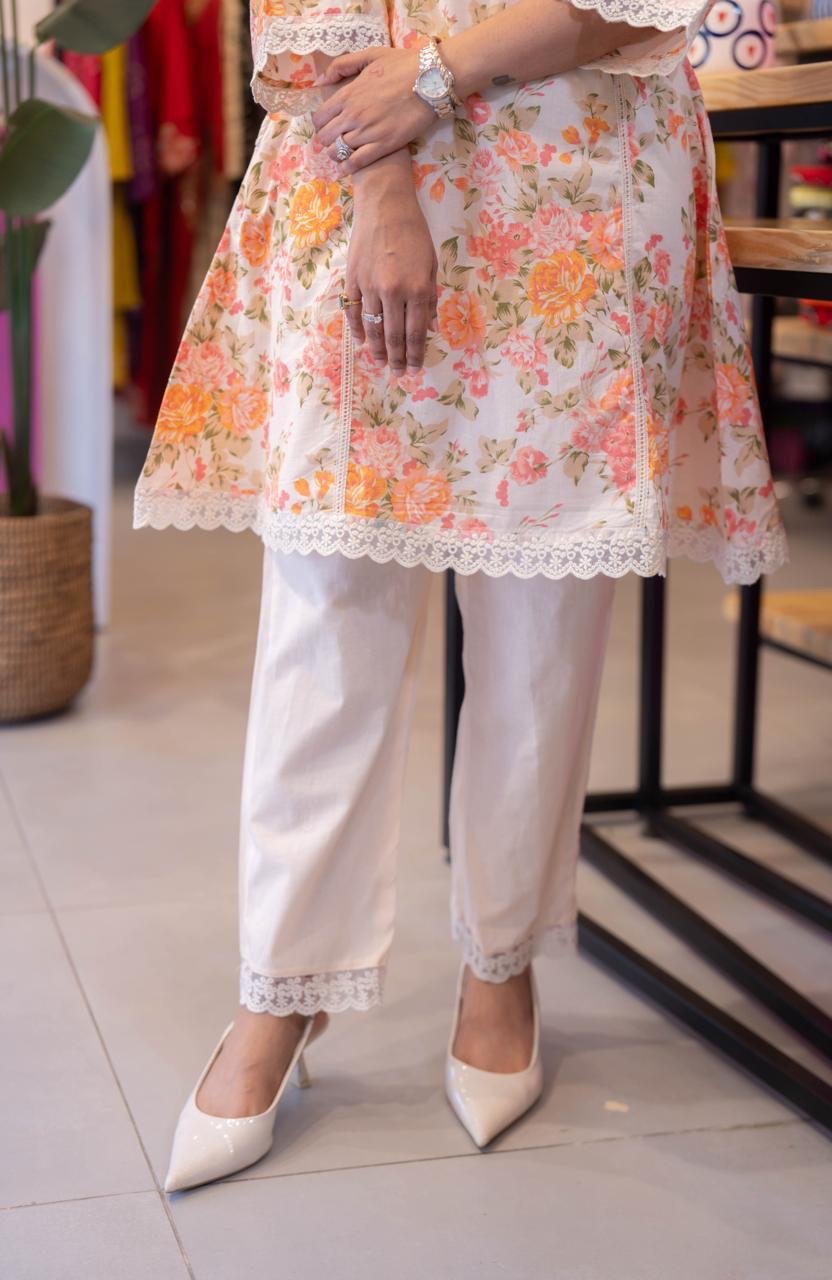 Sushra Lace Detailed Coord Set- Peachy - Image 9